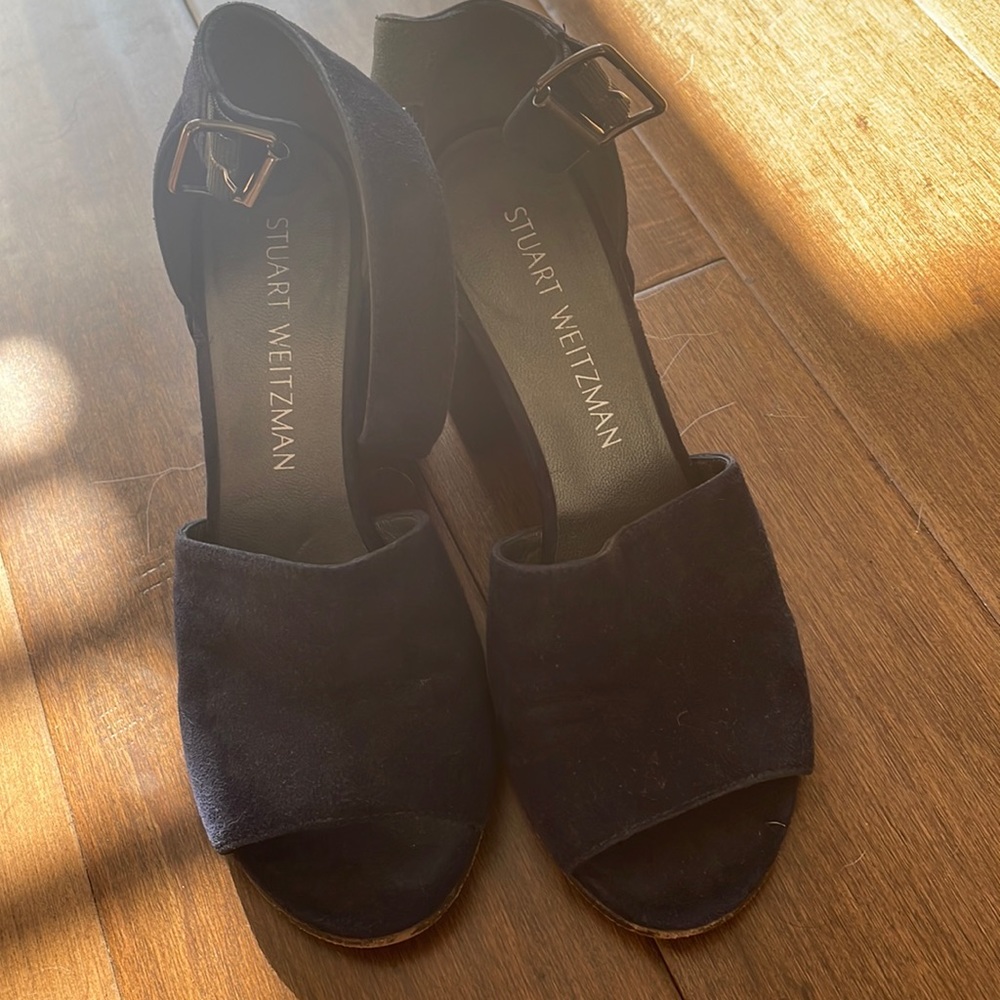 Stuart Weitzman dark blue suede heeled sandals size 5